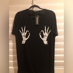 Black Skeleton Hand Boohoo T-shirt